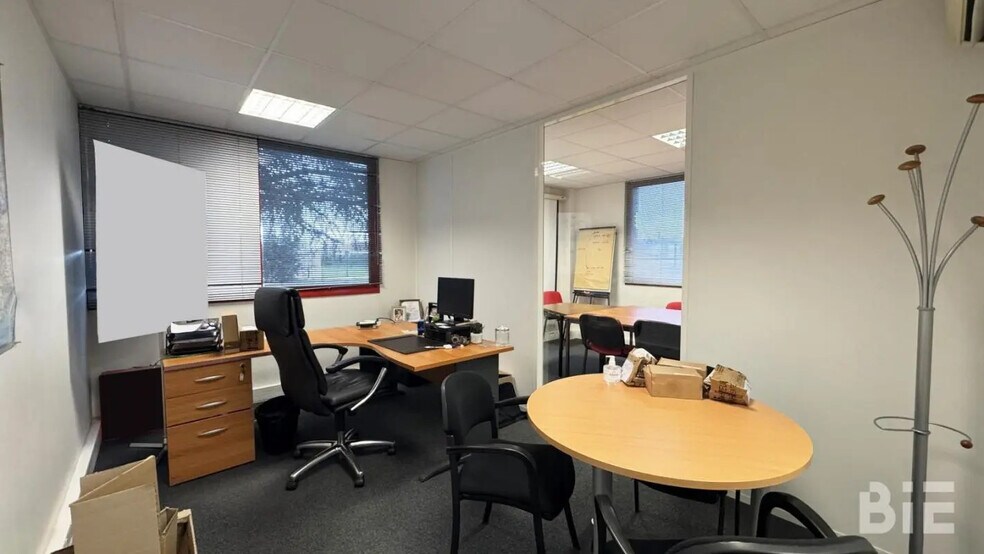 Bureau dans Mérignac à louer - Photo de l’immeuble – Image 3 sur 5