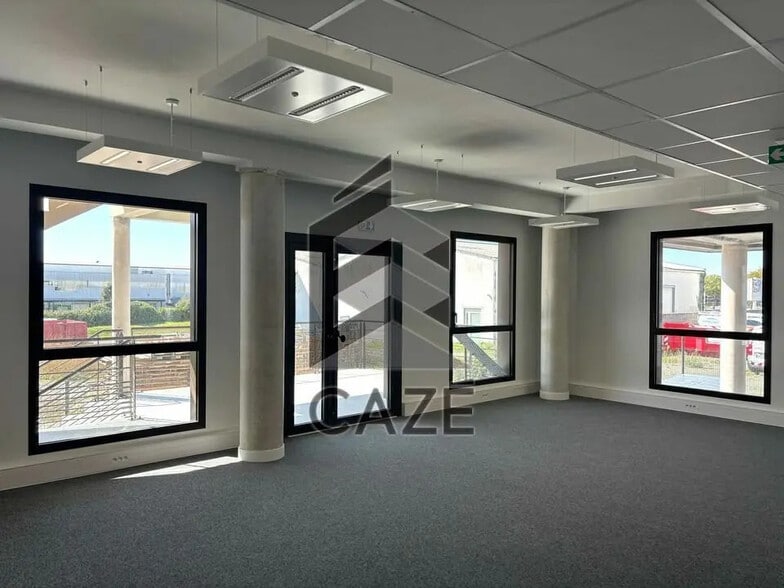 Bureau dans Périgny à louer - Photo intérieure – Image 3 sur 5