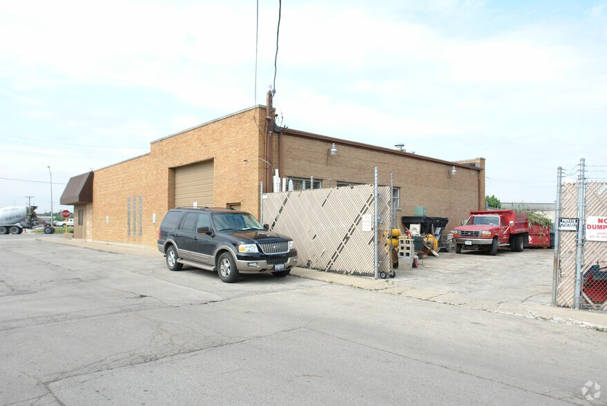 4501-4503 W Lake St, Melrose Park, IL à louer - Photo de l’immeuble – Image 3 sur 17