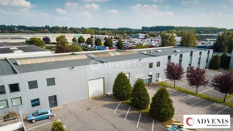 Industriel/Logistique dans Roncq à louer - Photo de l’immeuble – Image 1 sur 13
