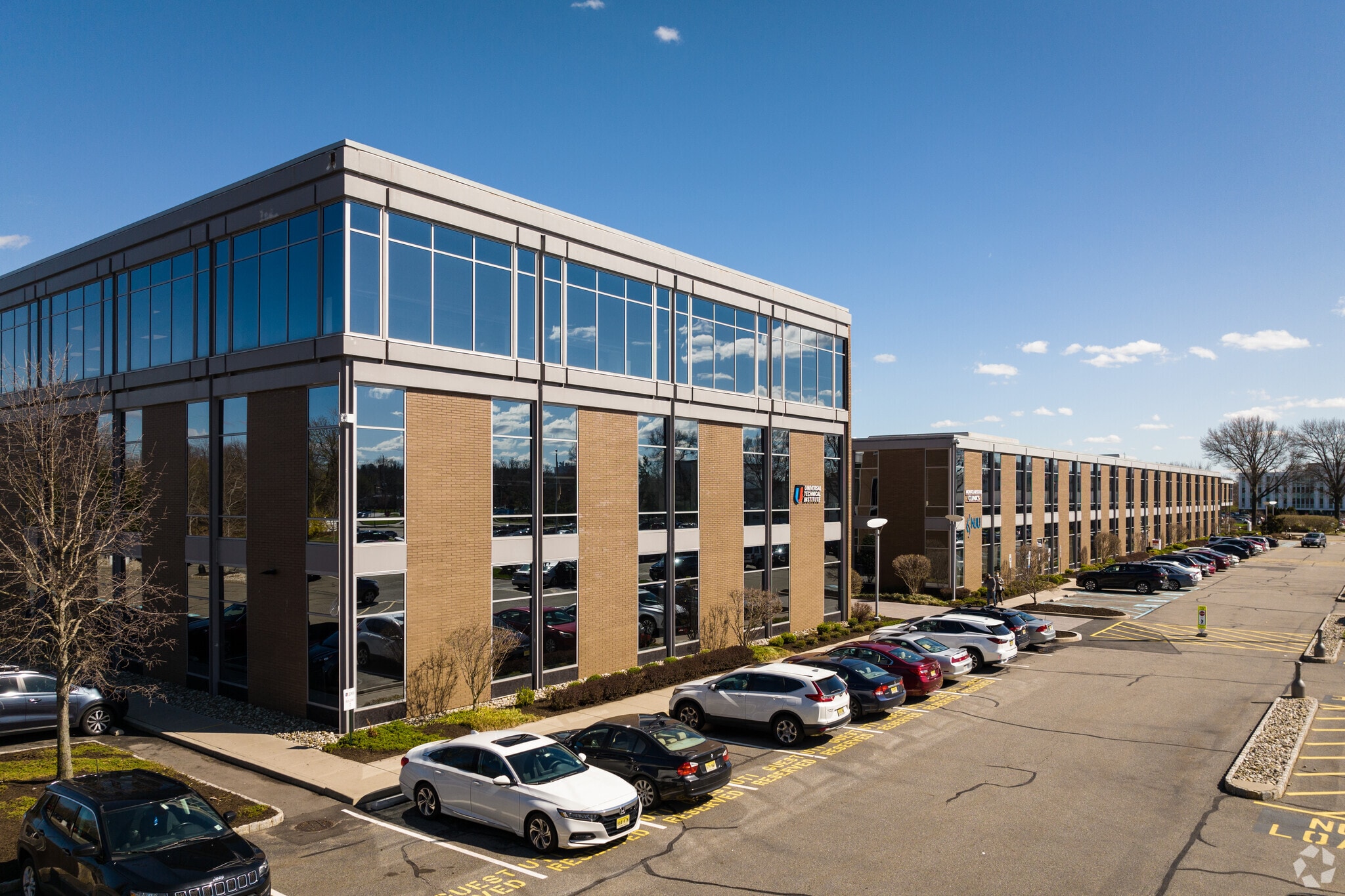 1515 Broad St, Bloomfield, NJ à louer Photo principale– Image 1 sur 7