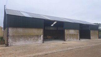 Plus de détails pour Northampton Rd, Lathbury - Industriel/Logistique à louer