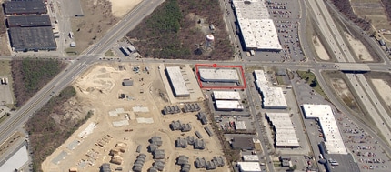 630 Broadway Ave, Holbrook, NY à louer Photo intérieure– Image 2 sur 5