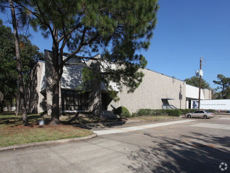 3701-3749 Yale St, Houston, TX à louer - Photo de l’immeuble – Image 2 sur 6