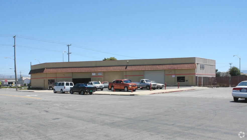 206 E Market Way, Salinas, CA à vendre - Photo principale – Image 1 sur 4