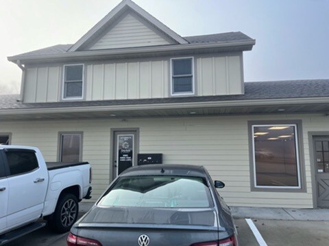 6487 Mahoning Ave, Youngstown, OH à louer Photo de l’immeuble– Image 1 sur 10