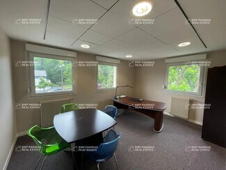 Plus de détails pour Bureau à louer