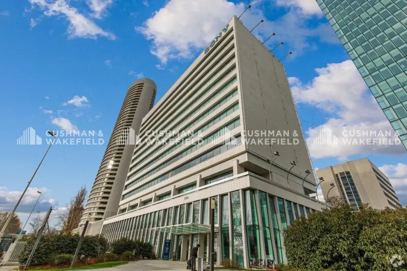 13-15 Rue Jean Jaurès,, Puteaux à louer - Photo de l’immeuble – Image 2 sur 19