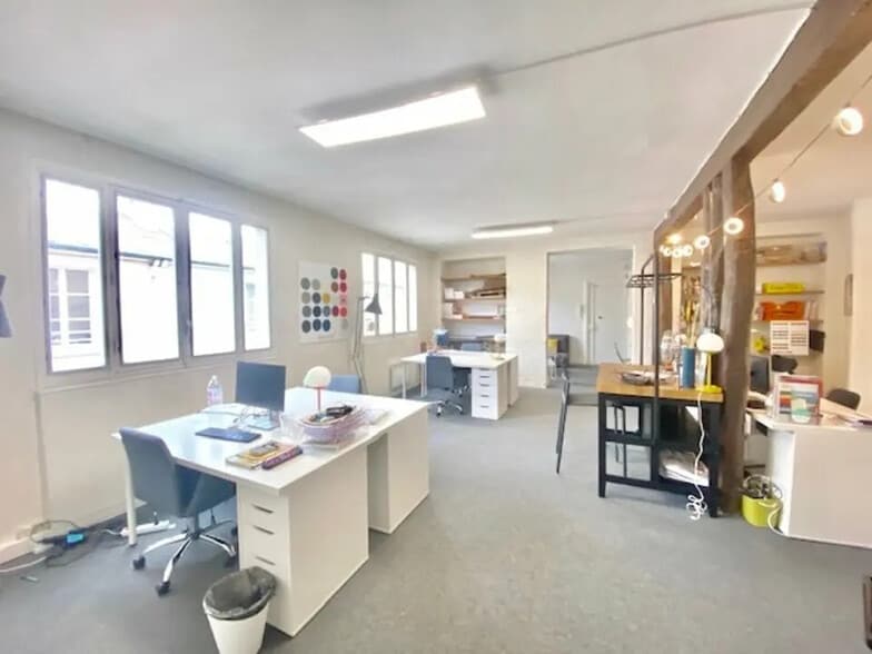 21 Rue Du Faubourg Saint-Antoine, Paris à louer - Photo de l’immeuble – Image 1 sur 15