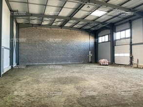 Industriel/Logistique dans La Chapelle-sur-Erdre à vendre Photo intérieure– Image 2 sur 3