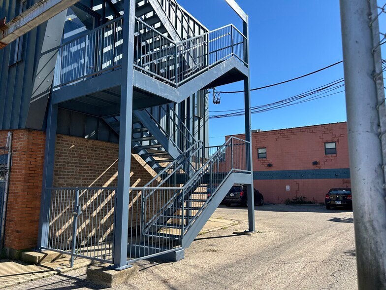 4534 S Western Ave, Chicago, IL à louer - Photo de l’immeuble – Image 3 sur 13