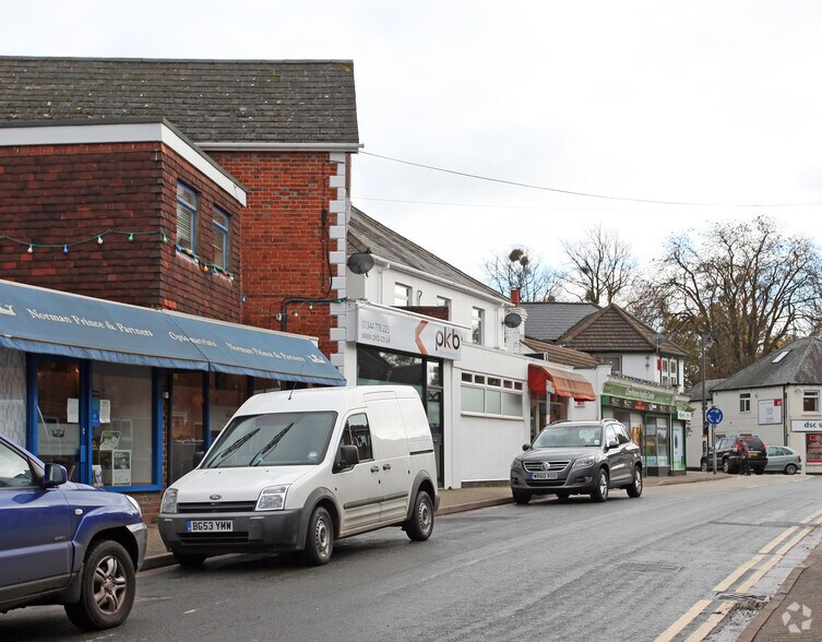 87-89 Church St, Crowthorne à vendre - Photo de l’immeuble – Image 2 sur 2