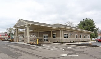 Plus de détails pour 510 Main St, Belpre, OH - Bureau/Médical à louer