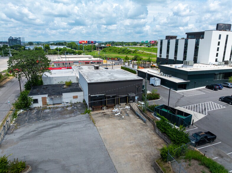 200 Howerton Ave, Nashville, TN à louer - Photo de l’immeuble – Image 2 sur 3