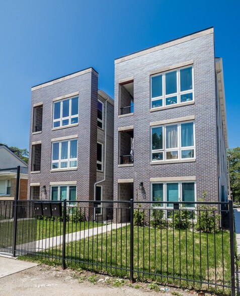 1230 S Fairfield Ave, Chicago, IL à vendre - Photo de l’immeuble – Image 2 sur 56