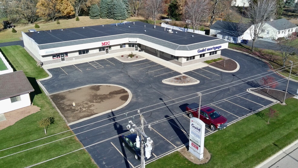 4407 Milton Ave, Janesville, WI à vendre - Photo de l’immeuble – Image 3 sur 15