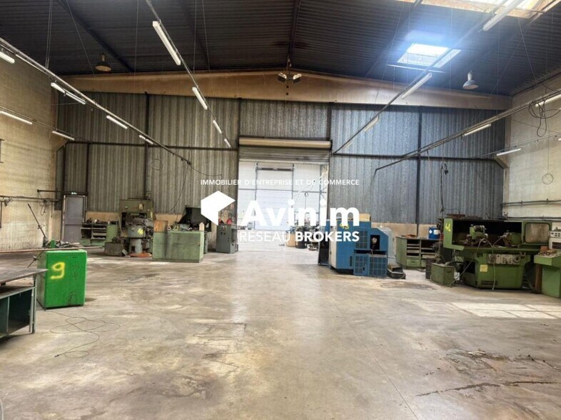 Industriel/Logistique dans SAINT-OUEN-L'AUMONE à vendre - Photo intérieure – Image 2 sur 5