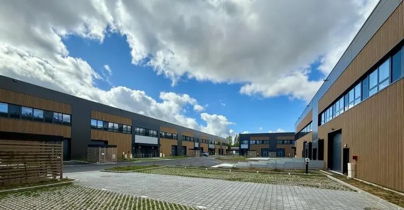 8 Rue Denis Papin, Trappes à louer - Photo de l’immeuble – Image 2 sur 7