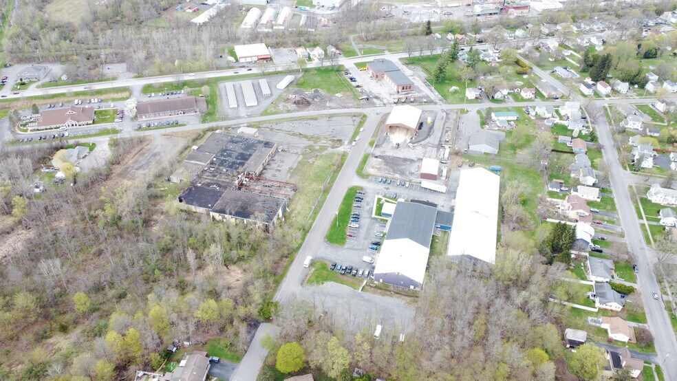 645 Birchwood Dr, Oneida, NY à vendre - Photo de l’immeuble – Image 3 sur 4