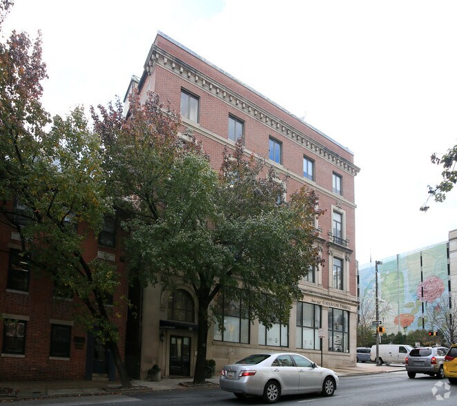 421 N Charles St, Baltimore, MD à vendre - Photo de l’immeuble – Image 3 sur 4