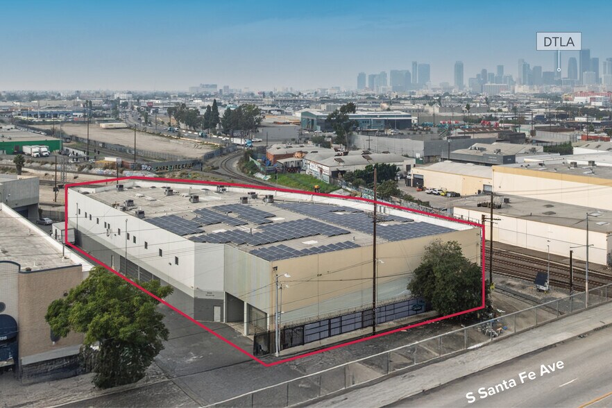 2209-2211 Santa Fe Ave, Los Angeles, CA à louer - Photo de l’immeuble – Image 1 sur 2