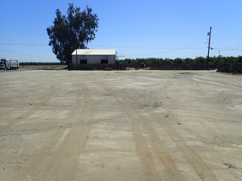 29305 Pond Rd, Wasco, CA à vendre - Photo de l’immeuble – Image 3 sur 5