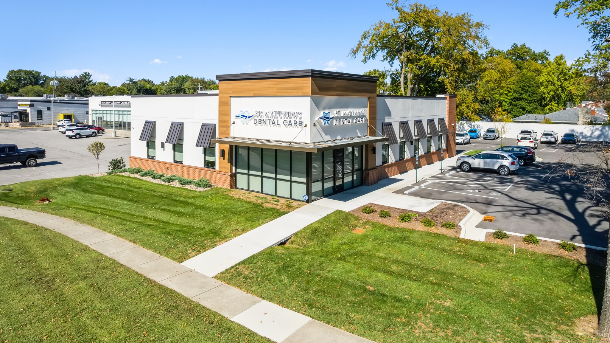 100 Marshall Dr, Louisville, KY à vendre Photo principale– Image 1 sur 5