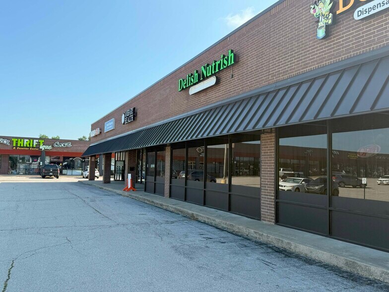2203-2205 W Main St, Norman, OK à louer - Photo de l’immeuble – Image 3 sur 7