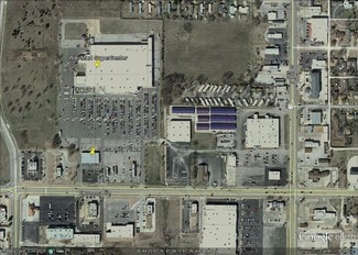 Plus de détails pour 3010-3012 N 14th St, Ponca City, OK - Local commercial à louer