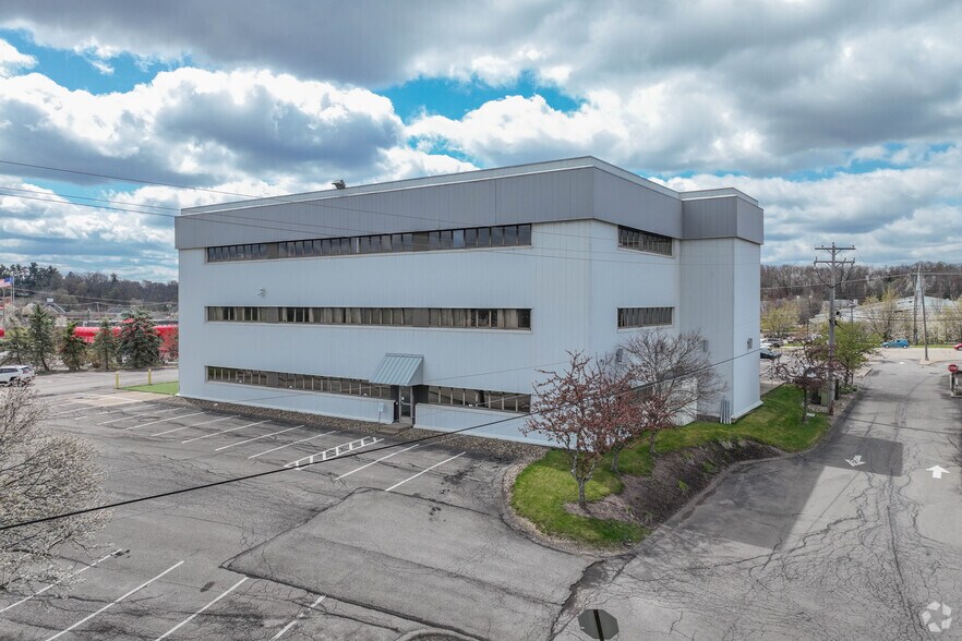 12300 PERRY Hwy, Wexford, PA à vendre - Photo de l’immeuble – Image 3 sur 21