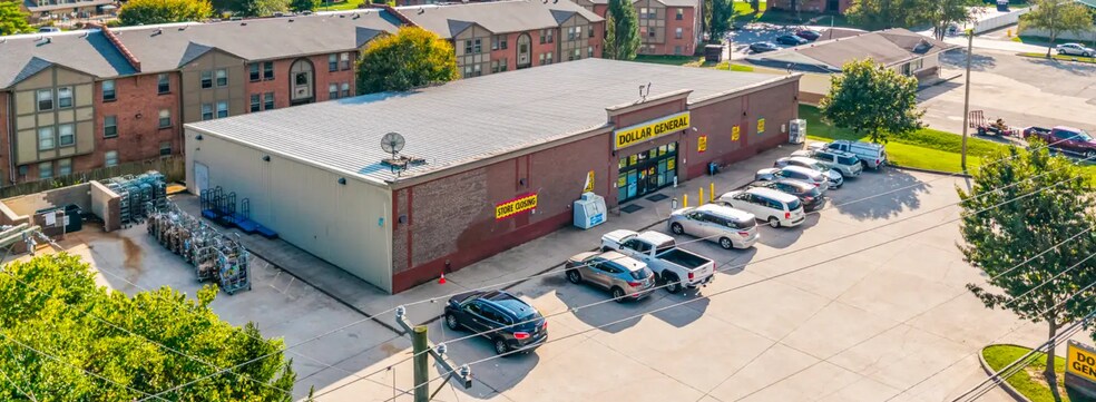 8715 3rd Street Rd, Louisville, KY à louer - Photo de l’immeuble – Image 2 sur 10