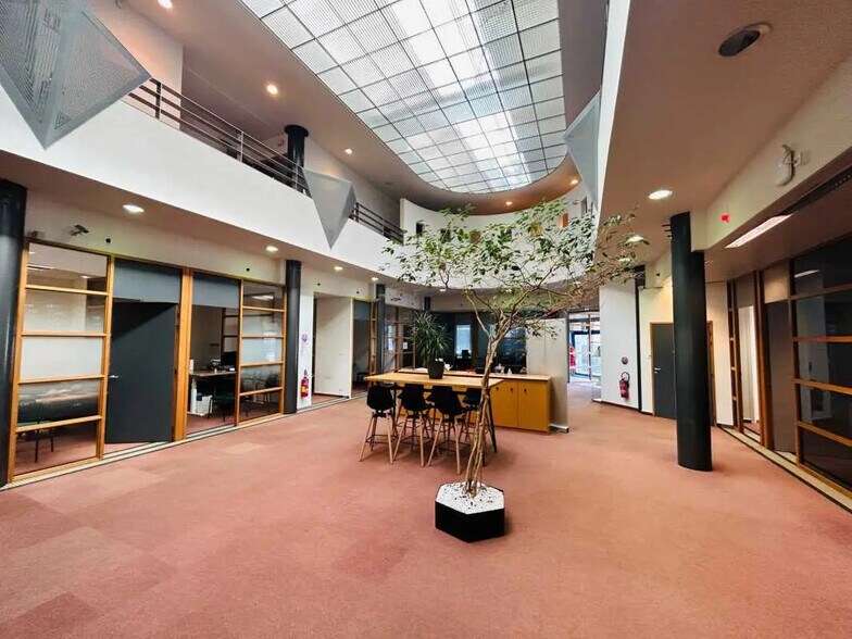 Bureau dans Saint Nazaire à vendre - Photo de l’immeuble – Image 1 sur 6