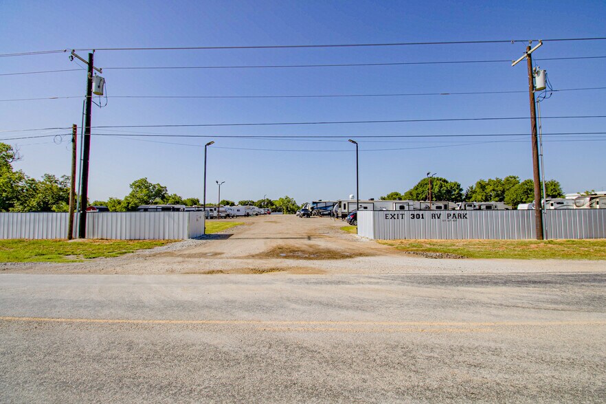 955 S Access Rd, Clyde, TX à vendre - Photo de l’immeuble – Image 3 sur 10
