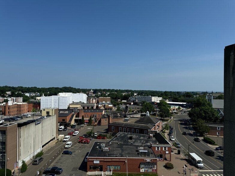 24 Belden Ave, Norwalk, CT à louer - Photo de l’immeuble – Image 2 sur 30