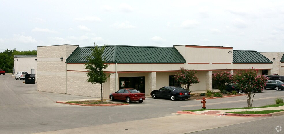 475 Round Rock West Dr, Round Rock, TX à louer - Photo de l’immeuble – Image 2 sur 6