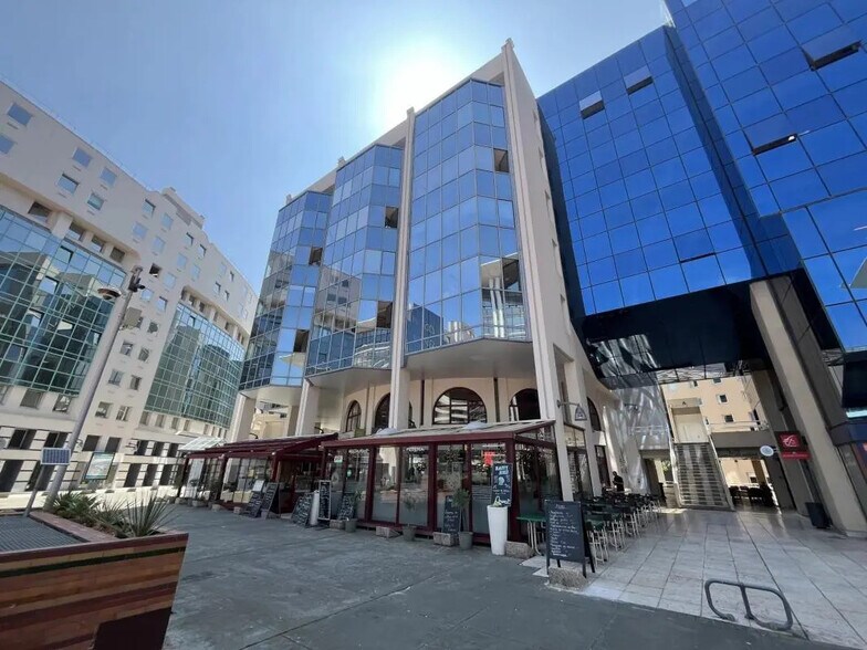 Bureau dans Nice à louer - Photo de l’immeuble – Image 2 sur 7