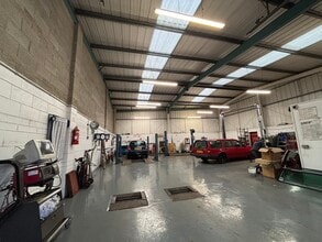 Young St, Bradford à louer Photo intérieure– Image 1 sur 2