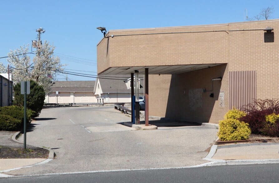 24 Main St, Toms River, NJ à louer - Photo de l’immeuble – Image 3 sur 40