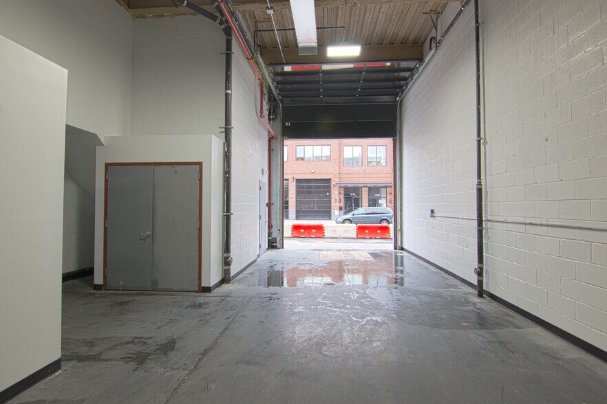 1833 42nd St, Astoria, NY à louer - Photo principale – Image 3 sur 13