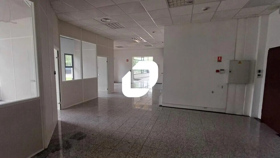 1 Rue Du Dépôt, Niederhausbergen à louer - Photo de l’immeuble – Image 2 sur 7