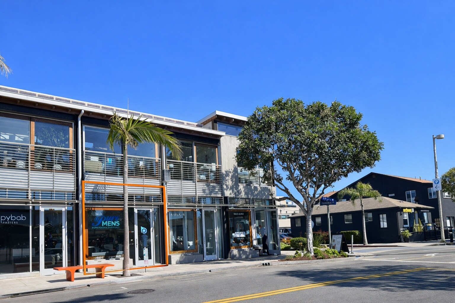 1300 Highland Ave, Manhattan Beach, CA à vendre Photo principale– Image 1 sur 20