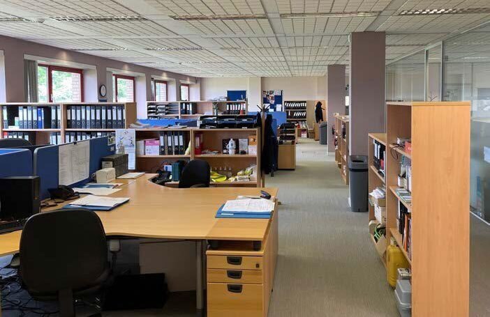 4A Royston Rd, Livingston à louer - Photo de l’immeuble – Image 3 sur 5