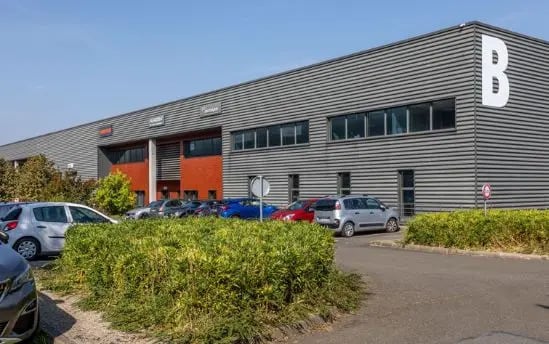 Bureau dans Gonesse à louer - Photo de l’immeuble – Image 1 sur 7