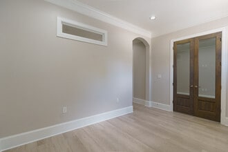 12406 Spring Cypress Rd, Tomball, TX à louer Photo intérieure– Image 1 sur 15