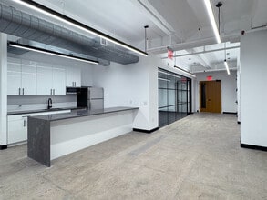 1001 6th Ave, New York, NY à louer Autre– Image 1 sur 3