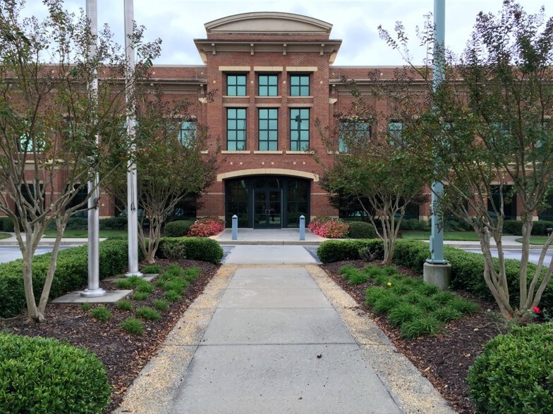 1305 Mall of Georgia Blvd, Buford, GA à louer - Autre – Image 3 sur 22
