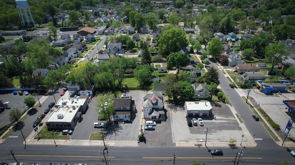 604 White Horse Pike, Oaklyn, NJ à vendre - Photo de l’immeuble – Image 2 sur 77