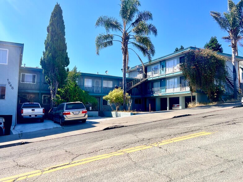 1946 Foothill Blvd, Oakland, CA à vendre - Photo de l’immeuble – Image 2 sur 6