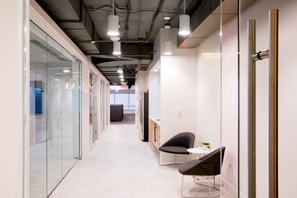 1227 25th St NW, Washington, DC à louer Photo intérieure– Image 2 sur 7