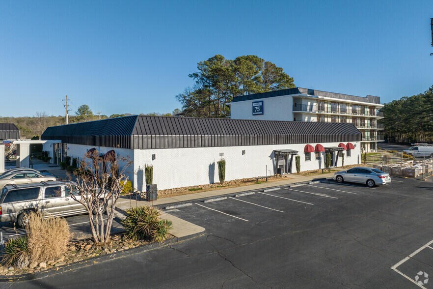 2360 Delk Rd SE, Marietta, GA à vendre - Photo de l’immeuble – Image 2 sur 4